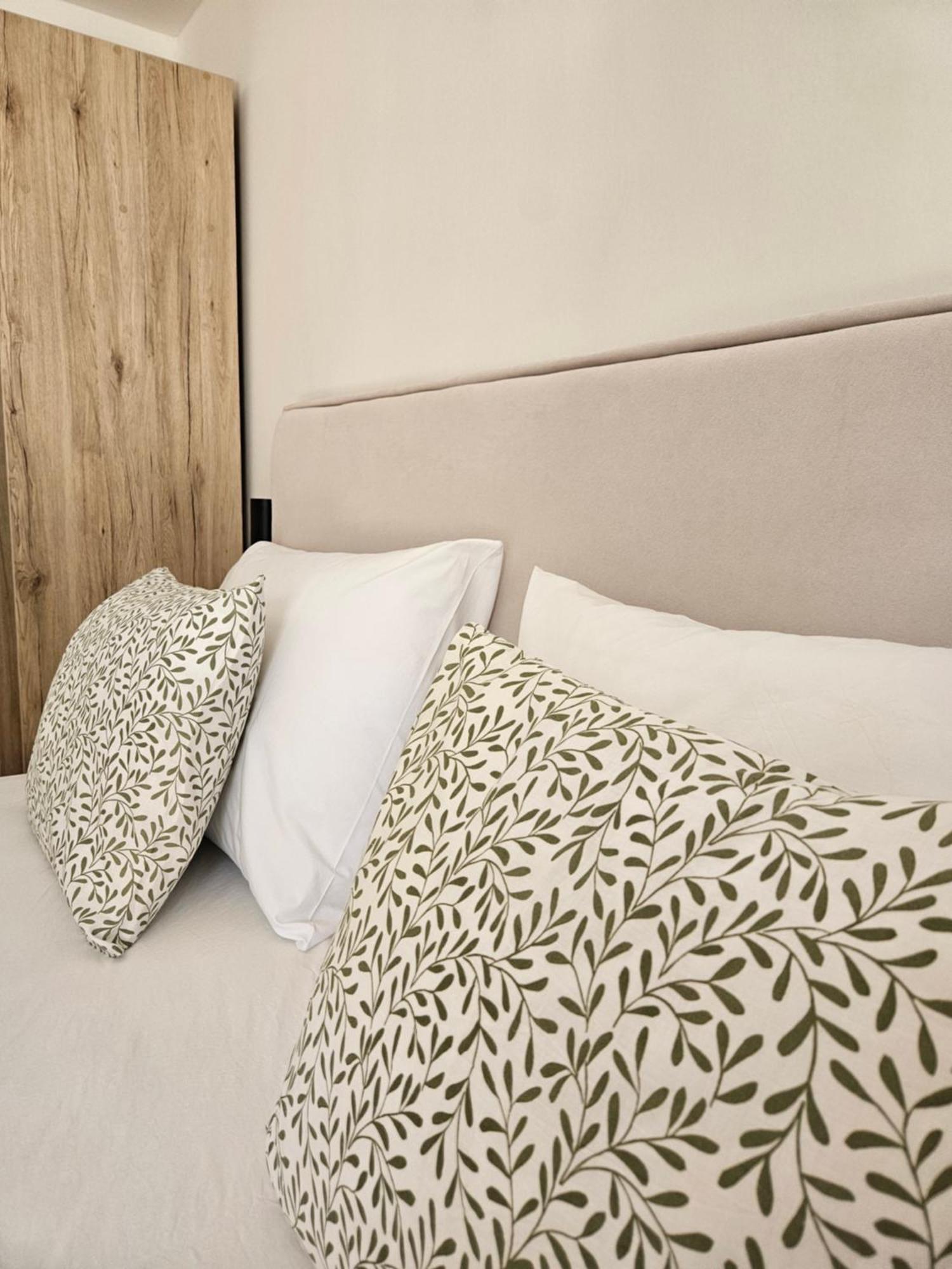 Lendas Studio Apartment Baška Voda エクステリア 写真